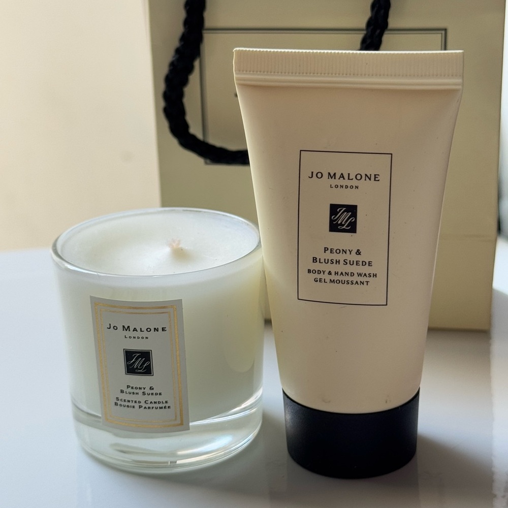 Jo Malone Peony & Blush Suede Body & Hand Wash Gel and Scented Candle